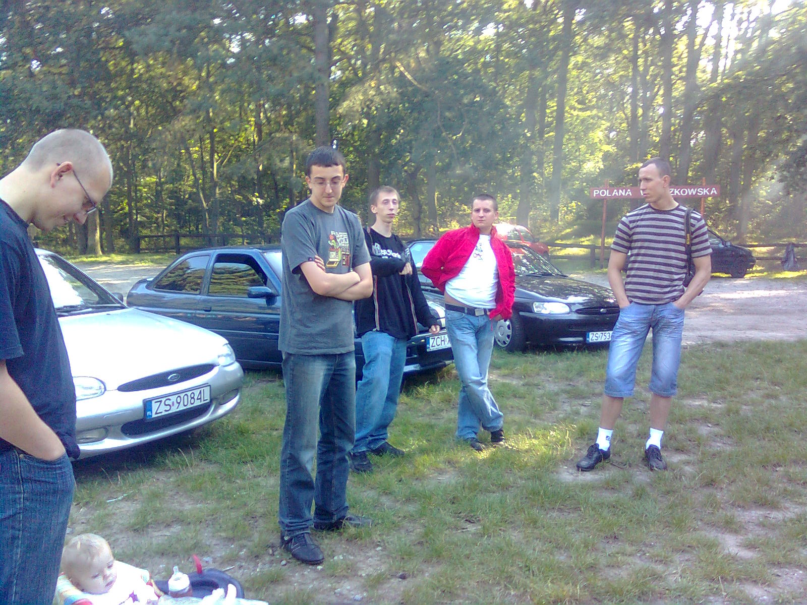 l: MatekLobez z córą, BogdanROX, mlekolowickie, piter, iglaxr3i