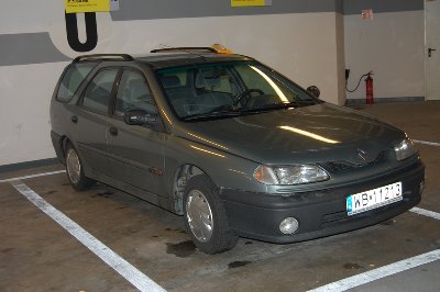 przed dzwonem tak mniej wiecej wygladala (zdjecie sprzed okolo 2 lat)