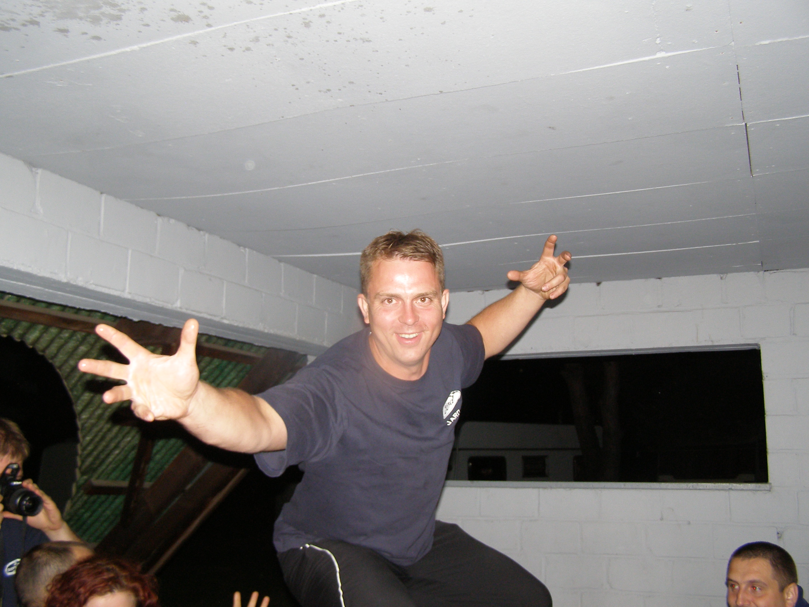 Imprezka na środku ośrodka.