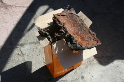 Próg składał sie jak plastelina i zmieścił siew tym małym pudełeczku...