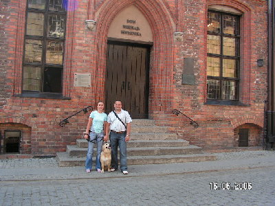 KASIA ESSI I YANEK POD DOMEM MIKOŁAJA KOPERNIKA