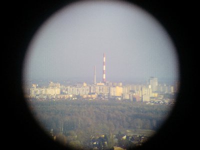 zdjecie robione telefonem przez lornetke :D