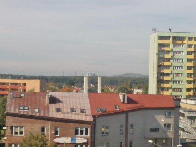 PhotoChooser-58c03594-d998-42a0-917d-c19f5277186d.jpg (181.91 KiB) Przejrzano 878 razy w tle obok bloku widac halde