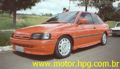 Ford Escort.jpg